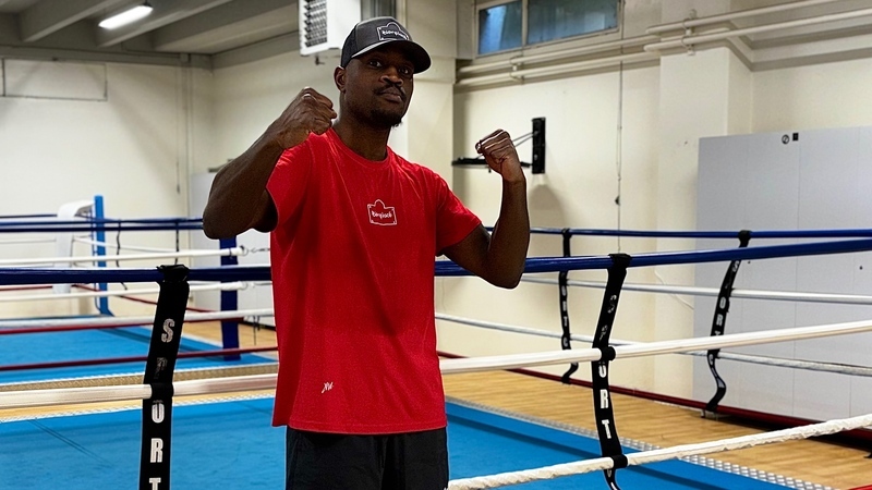 Entretien et échange avec un boxeur PRO